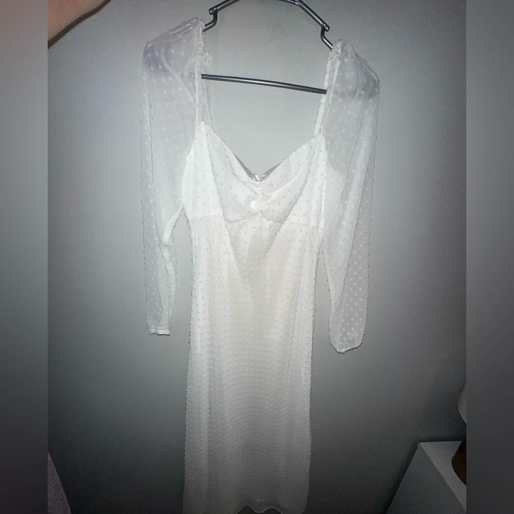 Parks & Fifth co long sleeve white midi dress